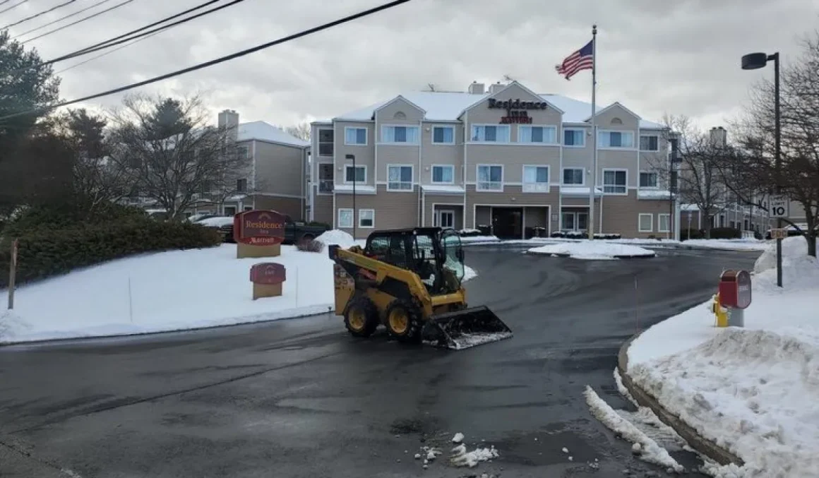 JGUDIEL-SNOW-MANAGEMENT_9-relxe8omb2vr0lpw4wnxcp39ctkd2w77y5zdid8yu0