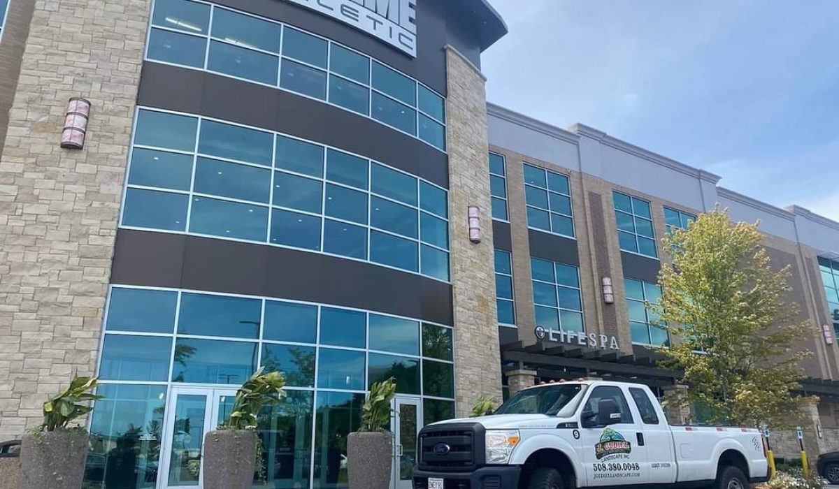 Commercial Landscaping